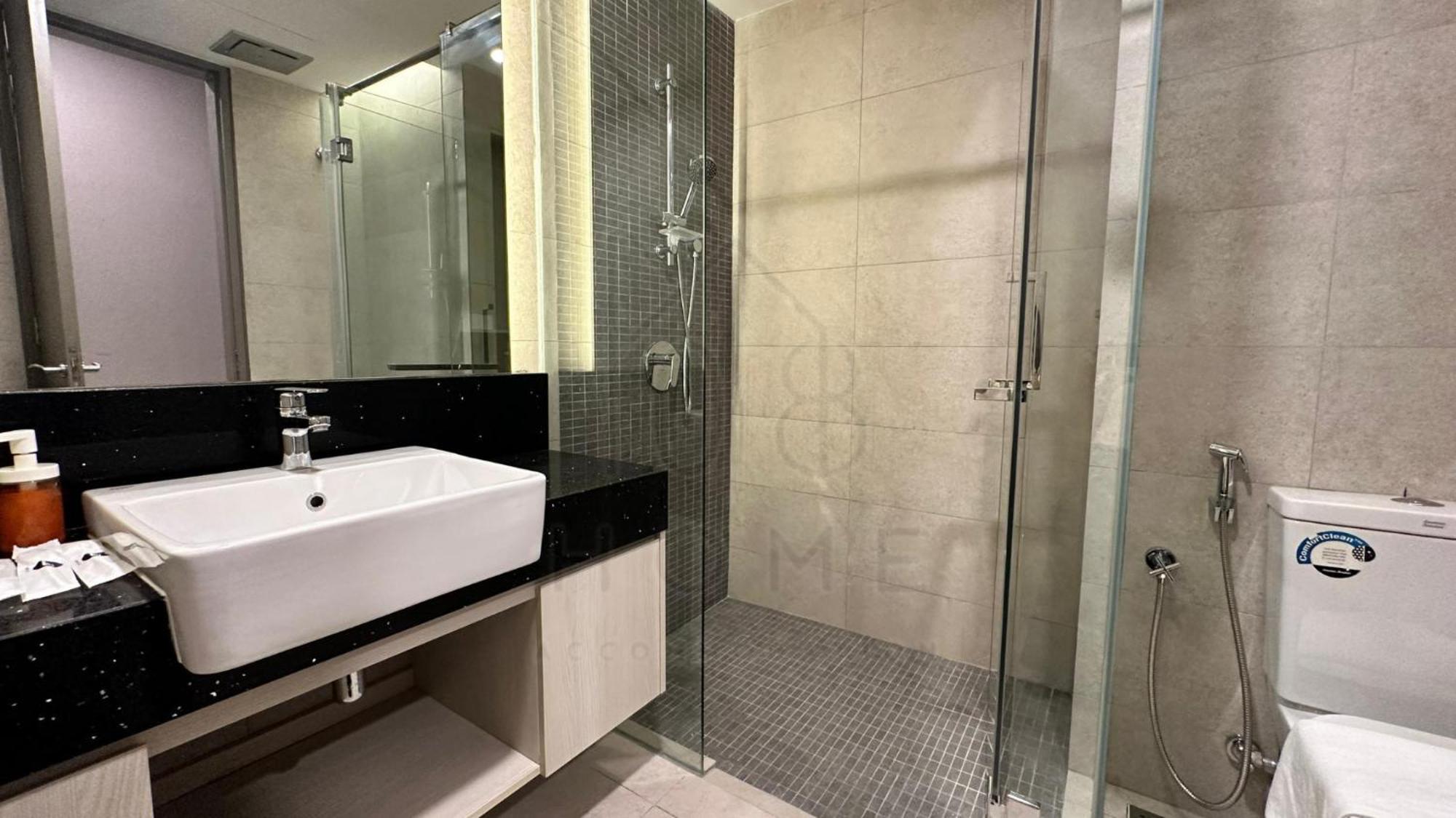 Societe 108 Hartamas Mont Kiara 2-6pax Pangsapuri *