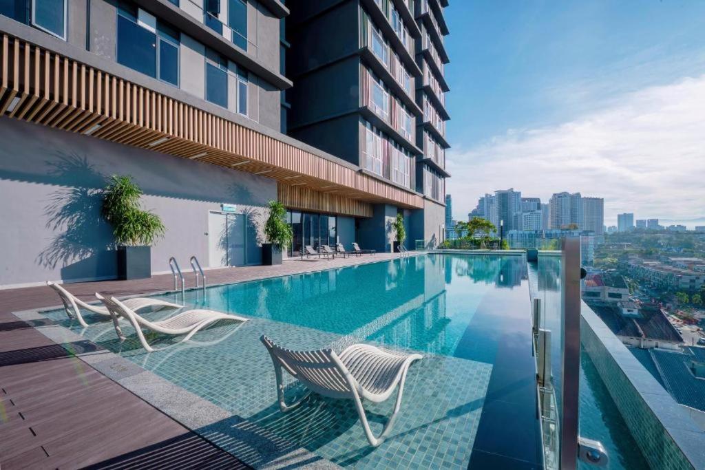 Pangsapuri Societe 108 Hartamas Mont Kiara 2-6pax Kuala Lumpur