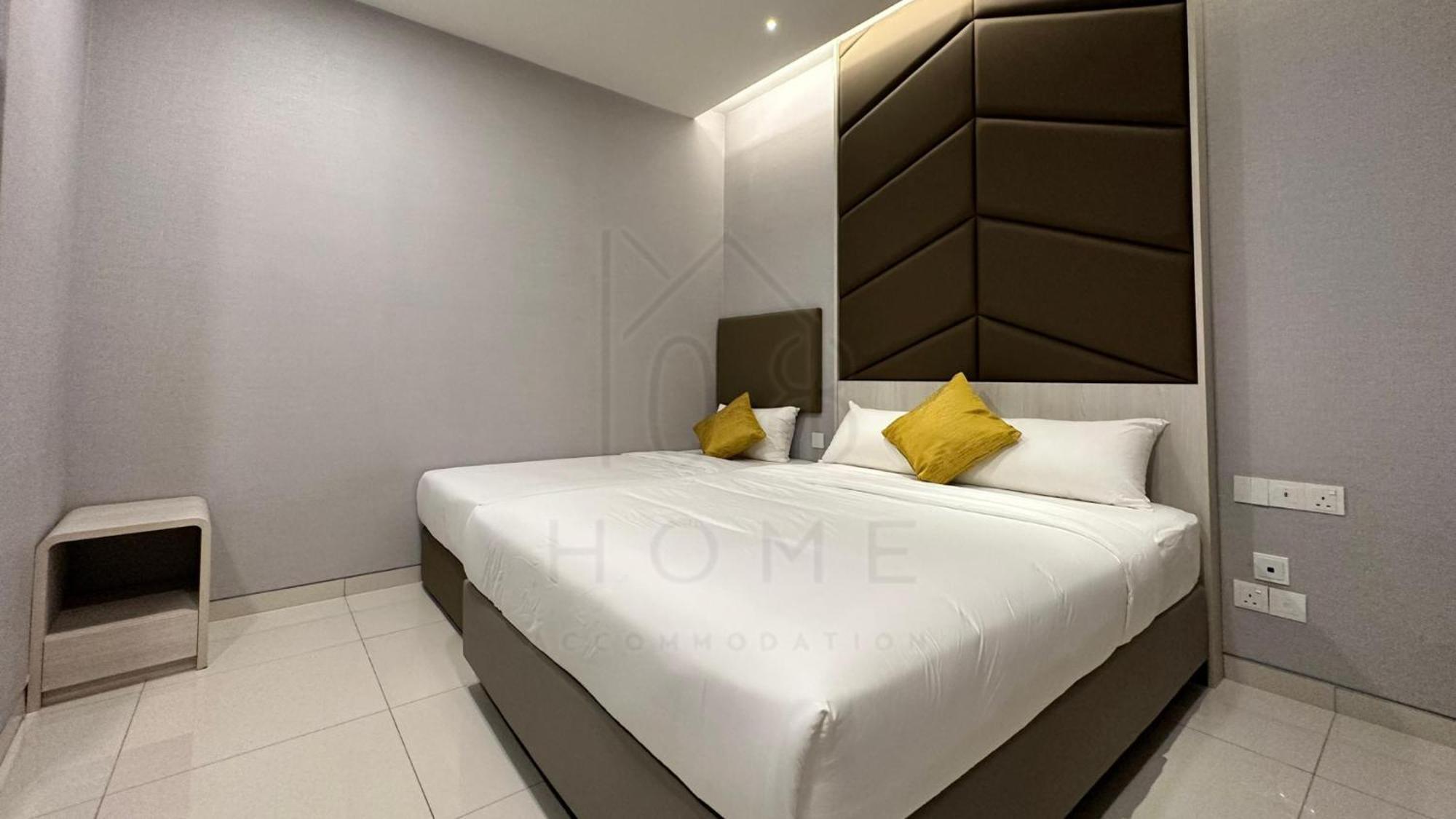 Pangsapuri Societe 108 Hartamas Mont Kiara 2-6pax *