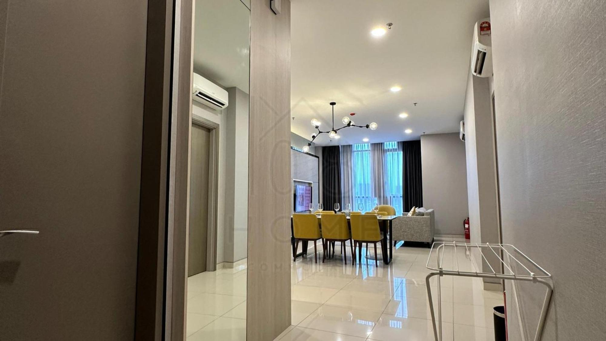 Pangsapuri Societe 108 Hartamas Mont Kiara 2-6pax