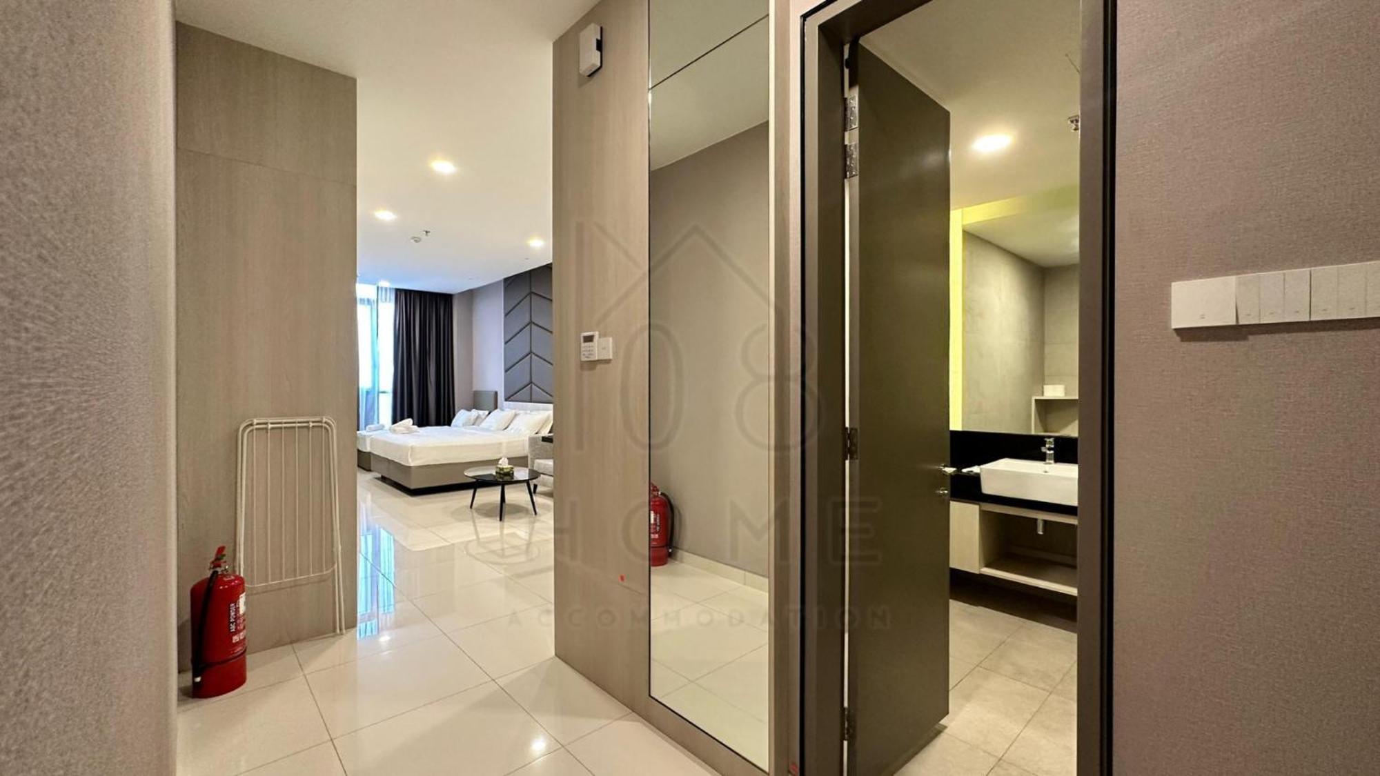 Societe 108 Hartamas Mont Kiara 2-6pax * Kuala Lumpur